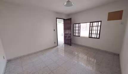 Casa de 3 quartos com 1 suíte, em Santa Rosa.