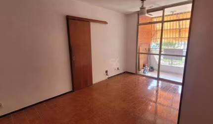 Com lazer completo, elevador e vaga, apartamento de 2 quartos à venda no Fonseca