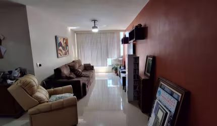 Apartamento de 3 quartos, 1 suíte no Jardim Icaraí, todo amplo, reformado, 2 vagas.