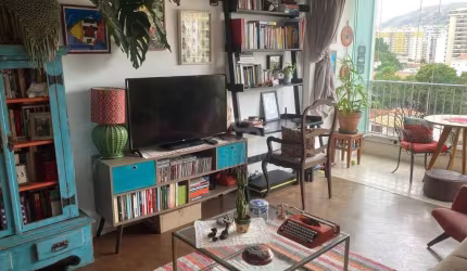 Apartamento com 2 dormitórios à venda, 70 m² por R$ 440.000,00 - Santa Rosa - Niterói/RJ