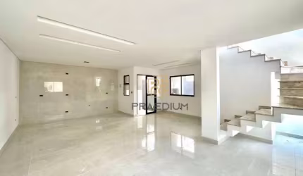 Sobrado com 3 dormitórios à venda, 165 m² por R$ 869.000,00 - Campo Comprido - Curitiba/PR