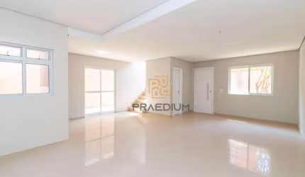 Sobrado com 3 dormitórios à venda, 119 m² por R$ 660.000,00 - Uberaba - Curitiba/PR