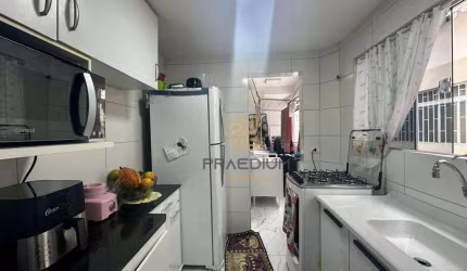 Apartamento com 2 dormitórios à venda, 40 m² por R$ 220.000,00 - Pinheirinho - Curitiba/PR