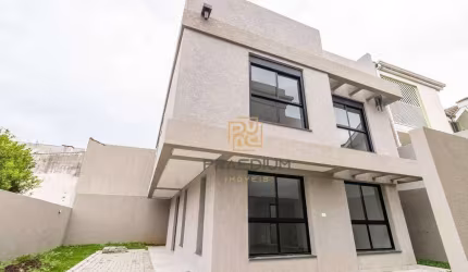 Sobrado com 3 dormitórios à venda, 127 m² por R$ 790.000,00 - Santa Felicidade - Curitiba/PR