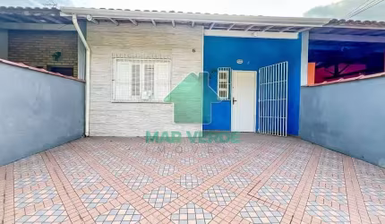 Casa Aconchegante com 2 Dormitórios em Cidade Jardim