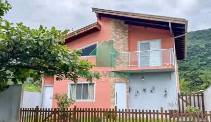 Lindo Sobrado no Condominio Mar Verde