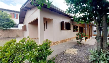 Casa com 2 dormitórios à venda, 95 m² por R$ 330.000,00 - Boa Saúde - Novo Hamburgo/RS