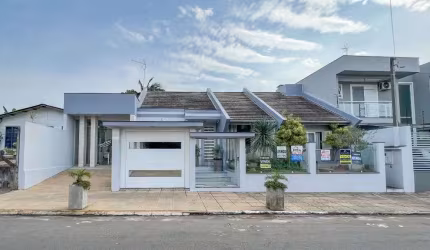 Casa com 2 dormitórios à venda, 158 m² por R$ 730.000,00 - Centro - Estância Velha/RS
