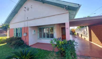 Casa com 3 dormitórios, 242 m² - venda por R$ 450.000,00 ou aluguel por R$ 2.575,00/mês - Ideal - Novo Hamburgo/RS