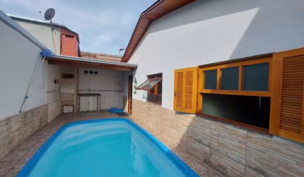 Casa com Piscina e 2 dormitórios, 100 m² - venda por R$ 280.000 ou aluguel por R$ 2.575/mês - São José - Novo Hamburgo/RS