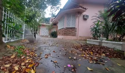 Casa com 3 dormitórios, 324 m² - venda por R$ 1.650.000,00 ou aluguel por R$ 6.307,00/mês - Centro - Novo Hamburgo/RS