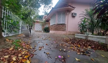 Casa com 3 dormitórios, 324 m² - venda por R$ 1.650.000,00 ou aluguel por R$ 6.307,00/mês - Centro - Novo Hamburgo/RS