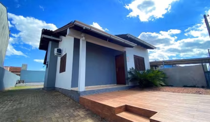 Casa com 2 dormitórios à venda, 60 m² por R$ 400.000,00 - Lago Azul - Estância Velha/RS