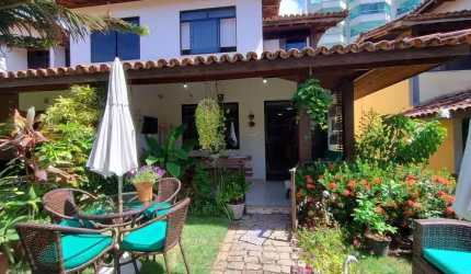 Casa em Condomínio para Venda em Lauro de Freitas, Buraquinho, 2 dormitórios, 2 suítes, 3 banheiros, 2 vagas
