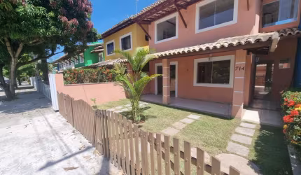 Casa em Stella Maris  Condomínio com Lazer Completo e Segurança.