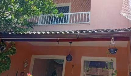 Casa para Venda em Lauro de Freitas, Ipitanga, 2 dormitórios, 2 suítes, 3 banheiros, 1 vaga