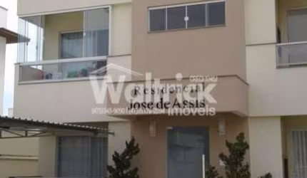 Apartamento no Residencial José de Assis no Centro de Penha.
