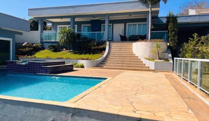 Casa para Venda em Bom Jesus dos Perdões, Country Felix, 3 dormitórios, 3 suítes, 4 banheiros, 6 vagas