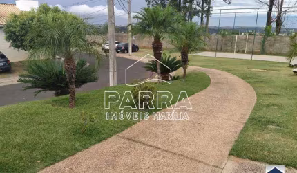 VENDE-SE RESIDÊNCIA NO COND. RESIDENCIAL VIVER VILLA AQUÁRIOS - MARILIA/SP