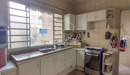 VENDE-SE RESIDÊNCIA NO JARDIM PORTAL DO SOL - MARILIA/SP