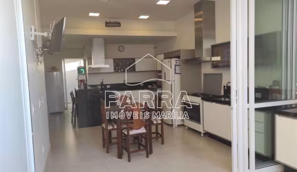 VENDE-SE RESIDÊNCIA NO COND. VILLA FLORA  II - MARILIA/SP