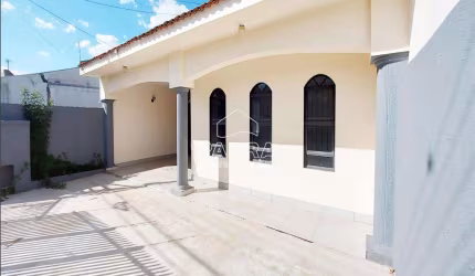 VENDE-SE RESIDÊNCIA NO JARDIM VITÓRIA - MARILIA/SP