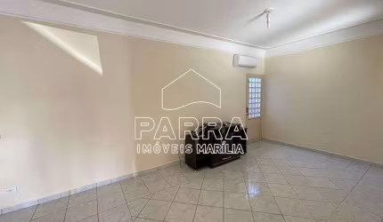 VENDE-SE RESIDÊNCIA NO JARDIM PORTAL DO SOL - MARILIA/SP