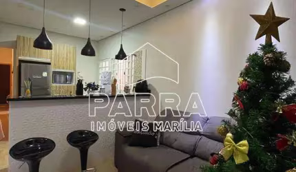 VENDE-SE RESIDÊNCIA NO PALMITAL - MARILIA/SP