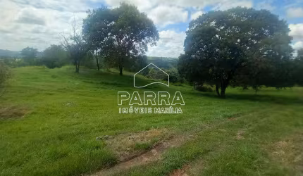 VENDE-SE TERRENO NO COND. PORTAL DA SERRA - MARILIA/SP