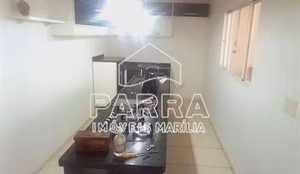 VENDE-SE RESIDÊNCIA NO BETEL - MARILIA/SP