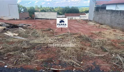 VENDE-SE TERRENO NO CENTRO - VERA CRUZ/SP