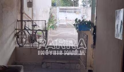 VENDE-SE RESIDÊNCIA NO JARDIM PÉROLA - MARILIA/SP