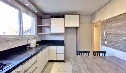 Apartamento com 2 quartos à venda na Romulo Noro, 160, Centro, Farroupilha por R$ 580.000