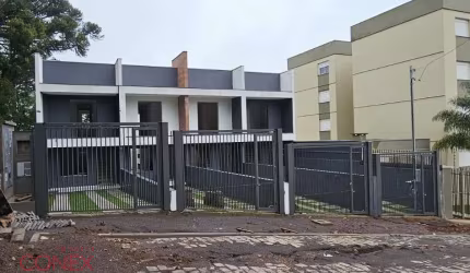 Casa com 2 quartos à venda na Rua Lauro Augusto Piccoli, 52, São Luiz, Caxias do Sul por R$ 395.000