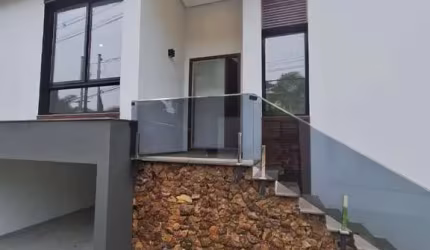 Casa com 3 quartos à venda na Rua Padre Gerônimo Rossi, 180, Ana Rech, Caxias do Sul por R$ 890.000