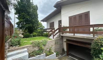 Casa em condomínio fechado com 4 quartos à venda na Jacomina Veronese, 164, Primeiro de Maio, Farroupilha por R$ 890.000
