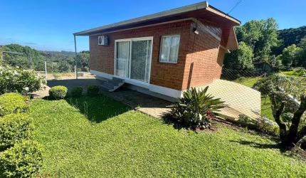Casa em condomínio fechado com 4 quartos à venda na Desvio Blauth, 10, Nova Sardenha (Distrito), Farroupilha por R$ 675.000