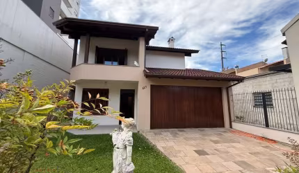 Casa com 3 quartos à venda na Juscelino Kubitscheck de Oliveira, 427, Desvio Rizzo, Caxias do Sul por R$ 1.150.000