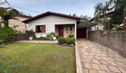 Casa em condomínio fechado com 3 quartos à venda na Domênico Fin, 540, São Roque, Farroupilha por R$ 580.000