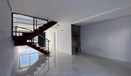 Casa em condomínio fechado com 2 quartos à venda na Arcangelo Chiele, 1325, São Luiz, Farroupilha por R$ 569.000