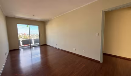 Apartamento com 3 quartos à venda na Rua Garibaldi, 297, Centro, Caxias do Sul por R$ 400.000