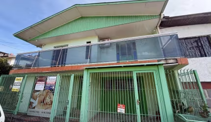 Casa com 3 quartos à venda na Rua Urbano Marietti, 921, Jardim Eldorado, Caxias do Sul por R$ 530.000