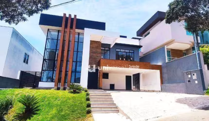 Casa com 4 quartos à venda, 328 m² por R$ 1.790.000 - Spinaville - Juiz de Fora/MG