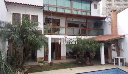 Casa com 3 quartos à venda, 338 m² por R$ 1.650.000 - Alto dos Passos - Juiz de Fora/MG