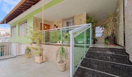 Casa com 4 quartos à venda, 251 m² por R$ 950.000 - Bairu - Juiz de Fora/MG