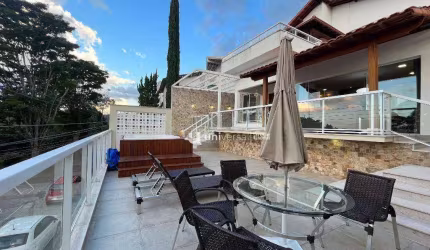 Casa à venda no Granville por R$ 2.490.000 - Juiz de Fora/MG