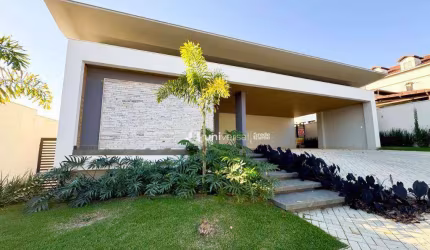 Casa com 5 quartos à venda, 351 m² por R$ 2.990.000 - Chales do Imperador - Juiz de Fora/MG