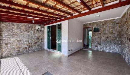 Casa com3 quartos 3 banheiros área gourmet à venda, por R$ 390.000 - Grama - Juiz de Fora/MG