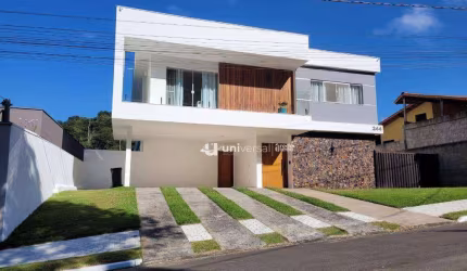 Casa com 3 quartos à venda, 221 m² por R$ 1.450.000 - Portal do Aeroporto - Juiz de Fora/MG