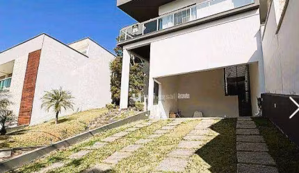 Casa com 4 quartos à venda, 289 m² por R$ 890.000 - Nova Gramado - Juiz de Fora/MG